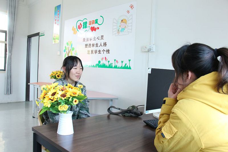 造成青少年网瘾的原因(青少年网瘾现状)