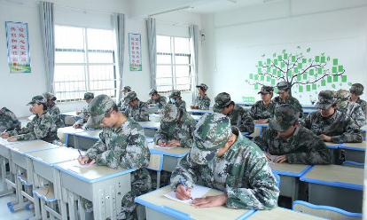 1-2203241GIWX.jpg