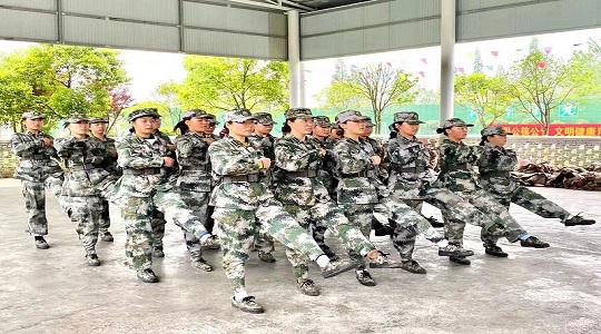 孩子最近过得如何？老师的问答亮了